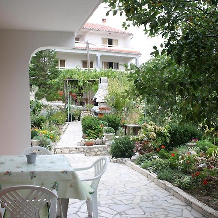 Apartments Sandra Palit Exterior photo